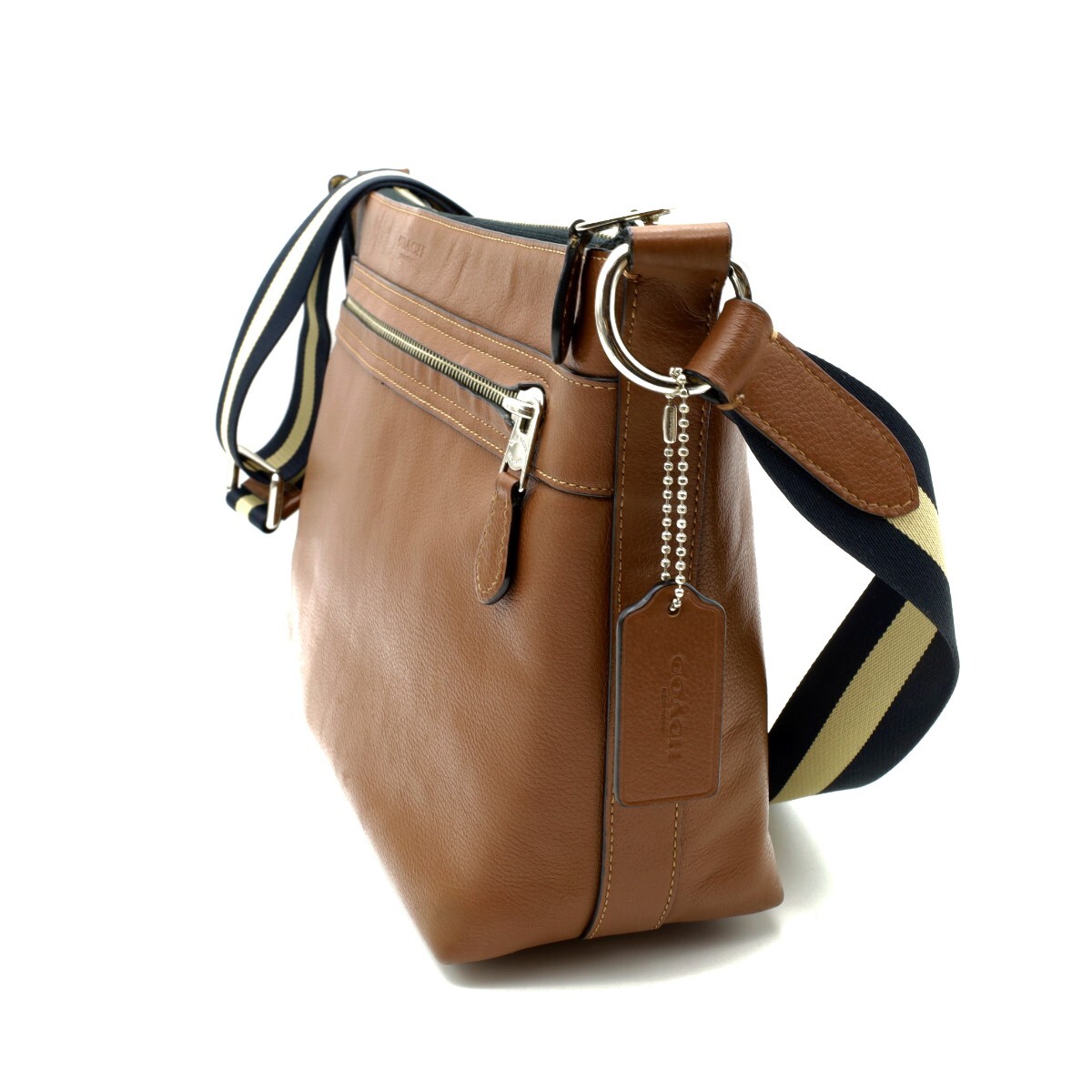 送料無料 美品 COACH コーチ メンズ ショルダーバッグ チャールズ