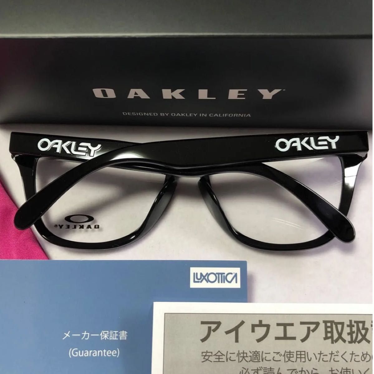 ゴルフ コンペ景品余り OAKLEY フロッグスキン OX8137A-01 オークリー