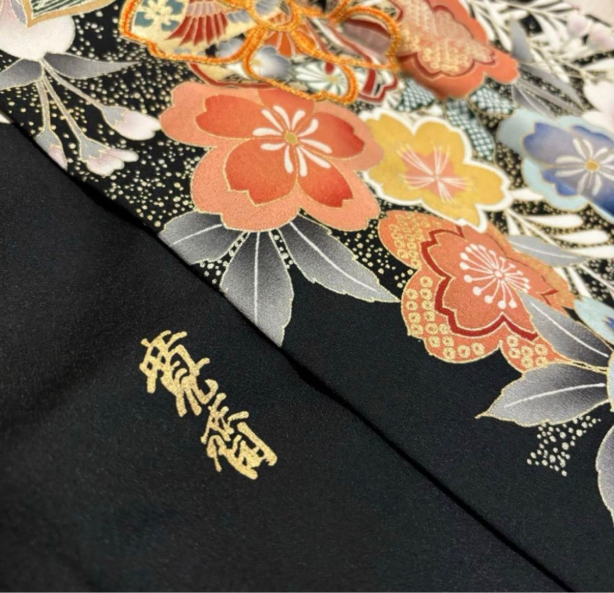 美品 黒地 作家物 寛斎 金駒刺繍 枝垂れ桜 逸品 振袖 フルセット