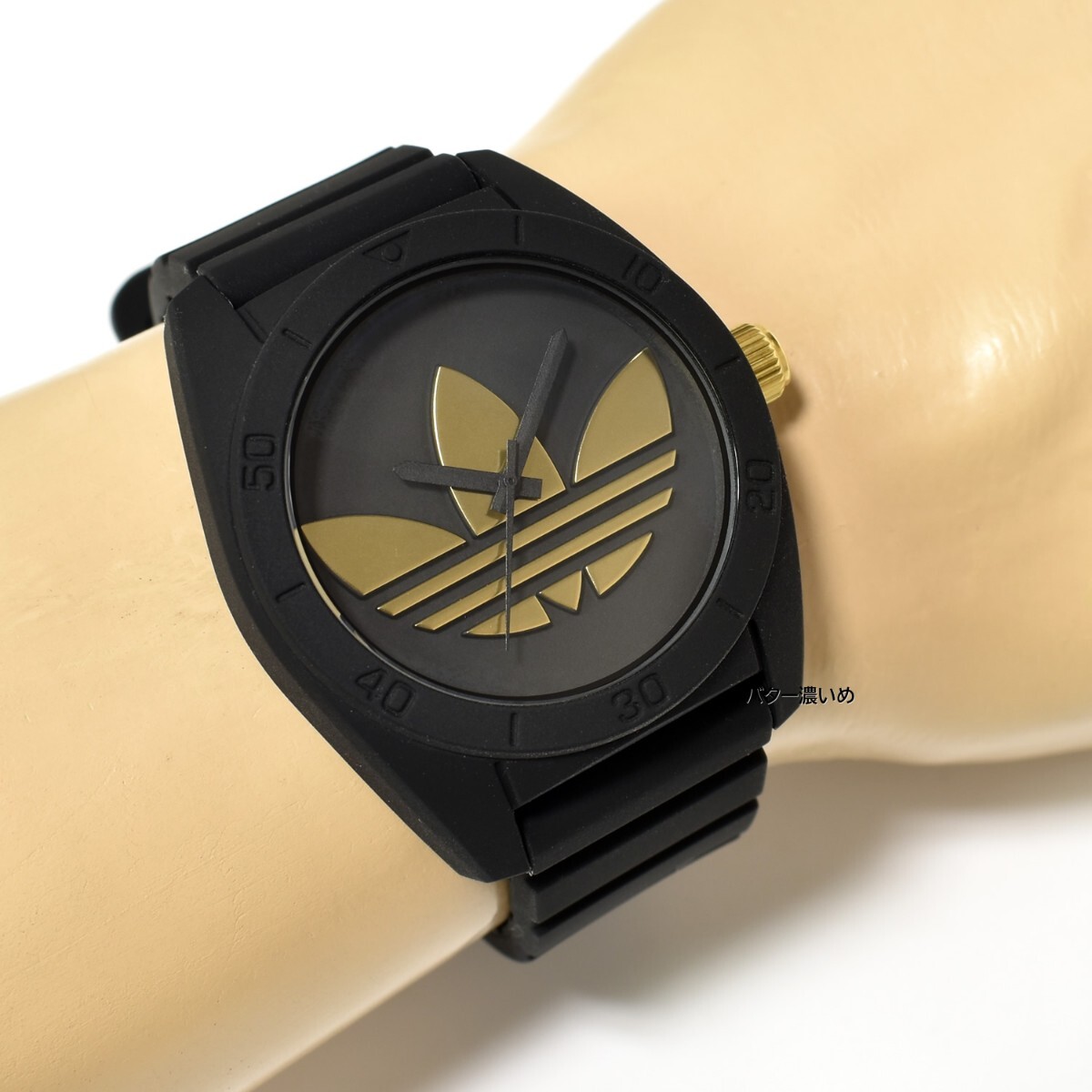 未使用 アディダス adidas 腕時計 メンズ クオーツ サンティアゴ
