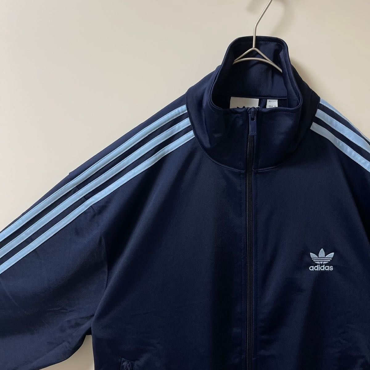 新品XL アディダスadidas トラックジャケット ジャージトップ ネイビー