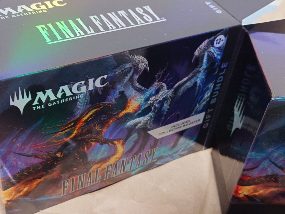 マジック・ザ・ギャザリング FINAL FANTASY Bundle Gift Edition 箱