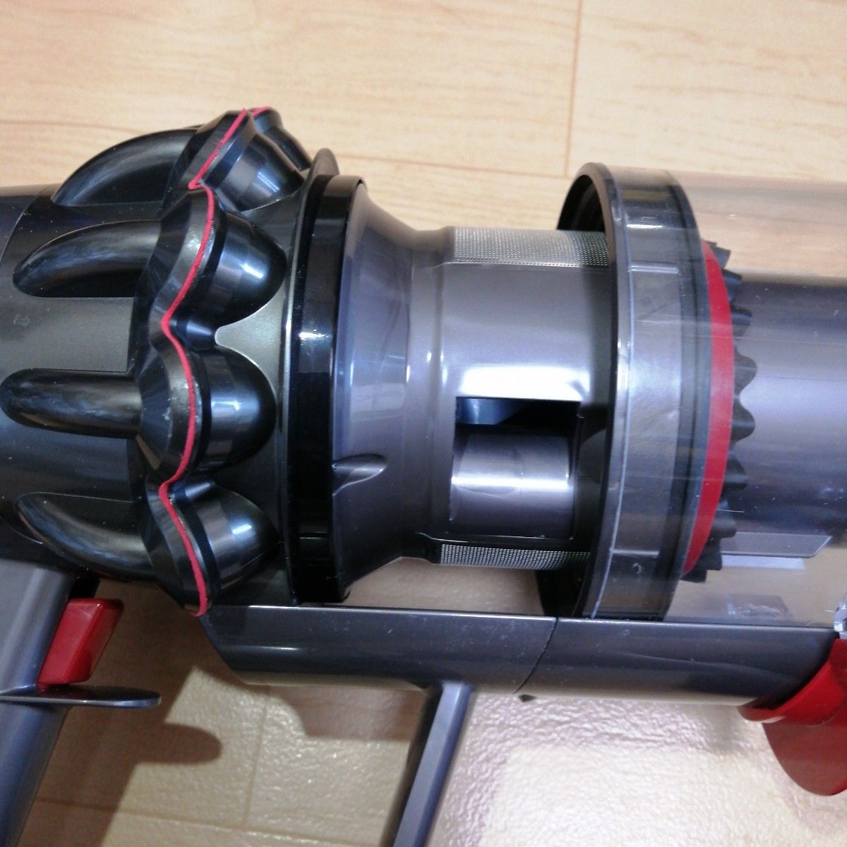 強化トリガー交換 分解清掃済み ダイソン V10 SV12本体｜Yahoo!フリマ