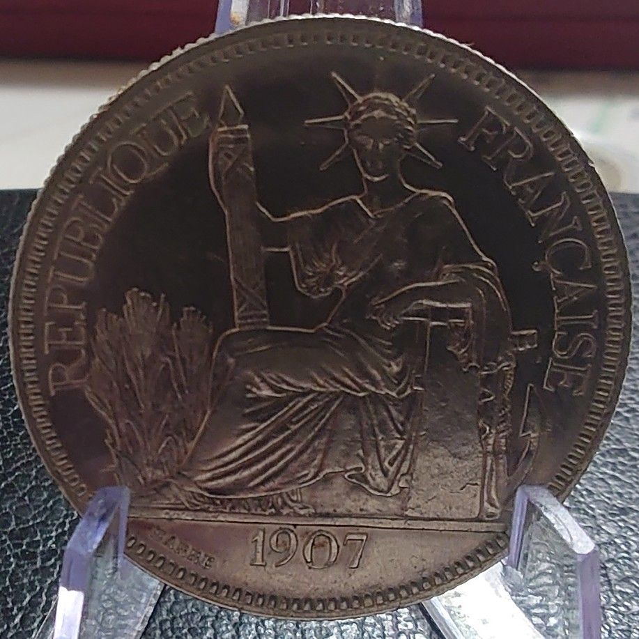 1907年 フランス領インドシナ銀貨 1ピアストル マリアンヌ 女神座像