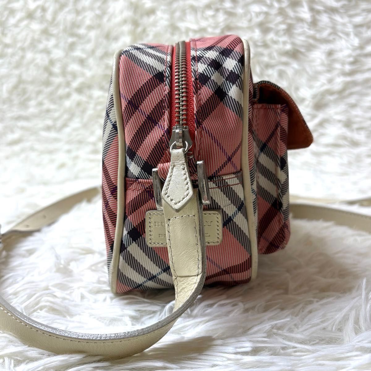 BURBERRY BLUE LABEL バーバリーブルーレーベル ノバチェック ナイロン