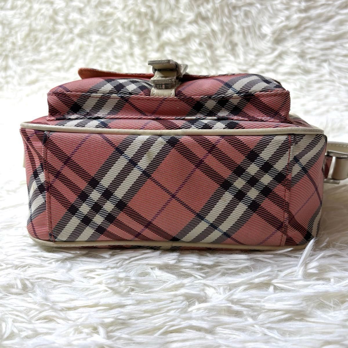 BURBERRY BLUE LABEL バーバリーブルーレーベル ノバチェック ナイロン