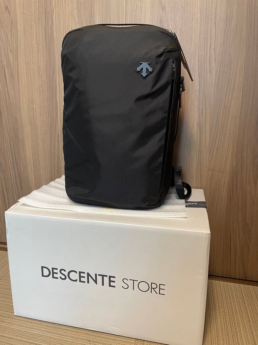 新品・未使用品】デサント エアロストリームバックパック CS 20L