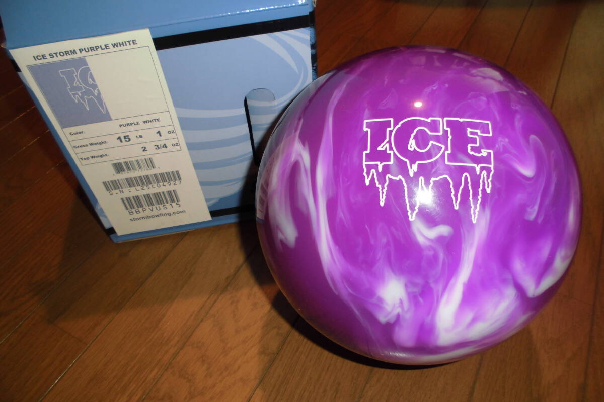 ストーム アイスストーム 15ポンド ボウリングボール STORM ハイ
