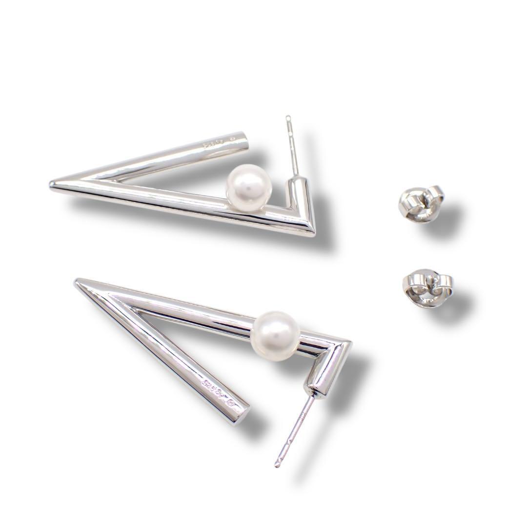 箱 現行品 ミキモト MIKIMOTO V Code Vコード あこや 真珠 ピアス K18