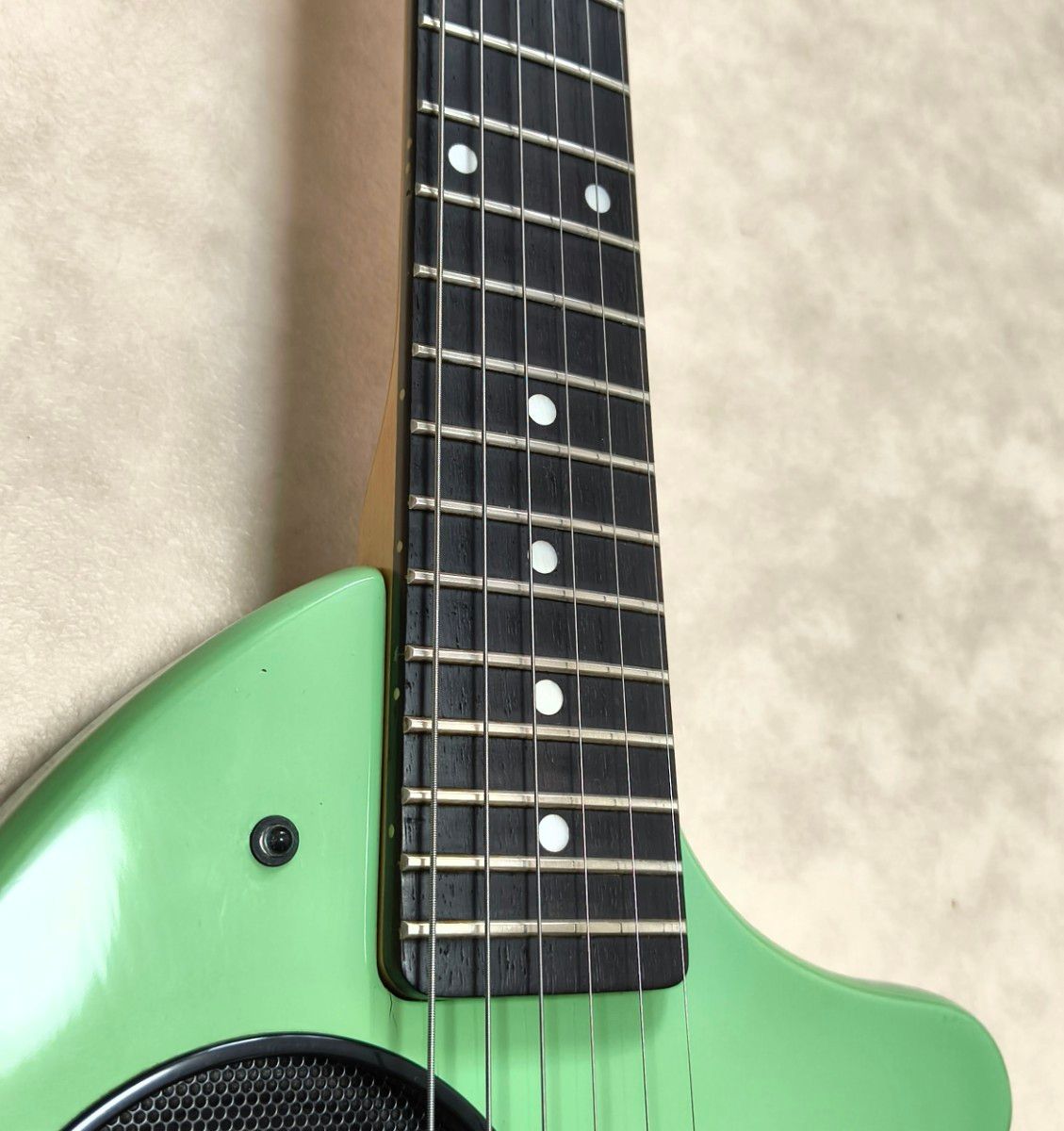 メンテナンス済み/美品】ZO-3 ミントグリーン アンプ内蔵ミニギター