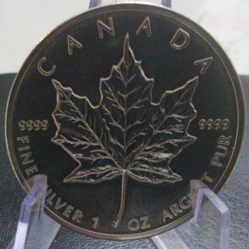 1997年 カナダ銀貨 5ドル メイプルリーフ1オンス銀貨 エリザベス第三
