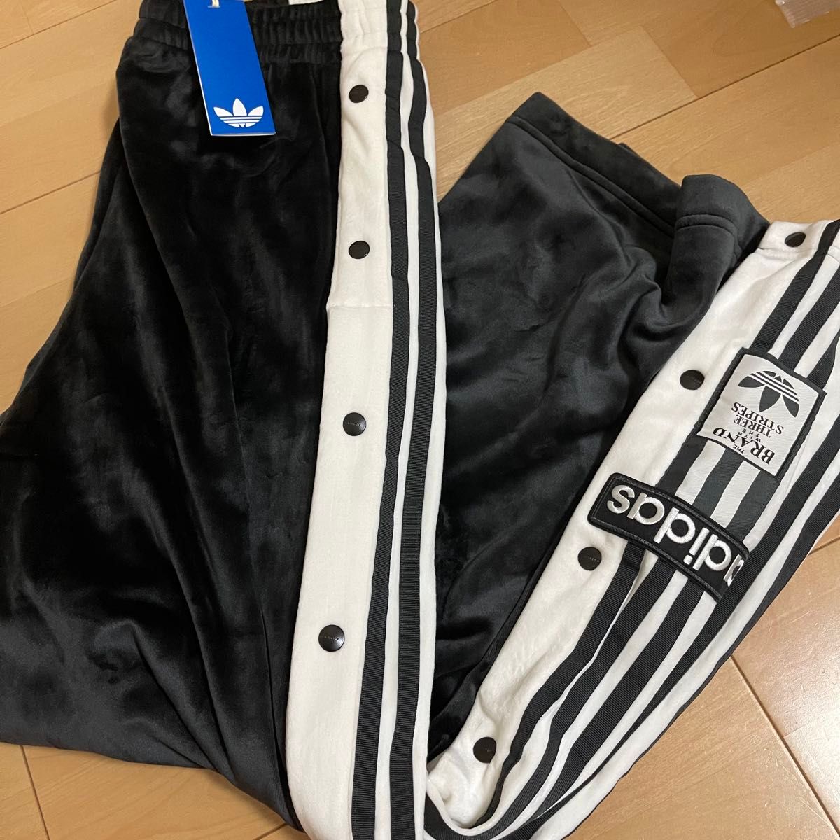 新品S パンツのみ アディダス アディブレイク ベロア トラックトップ