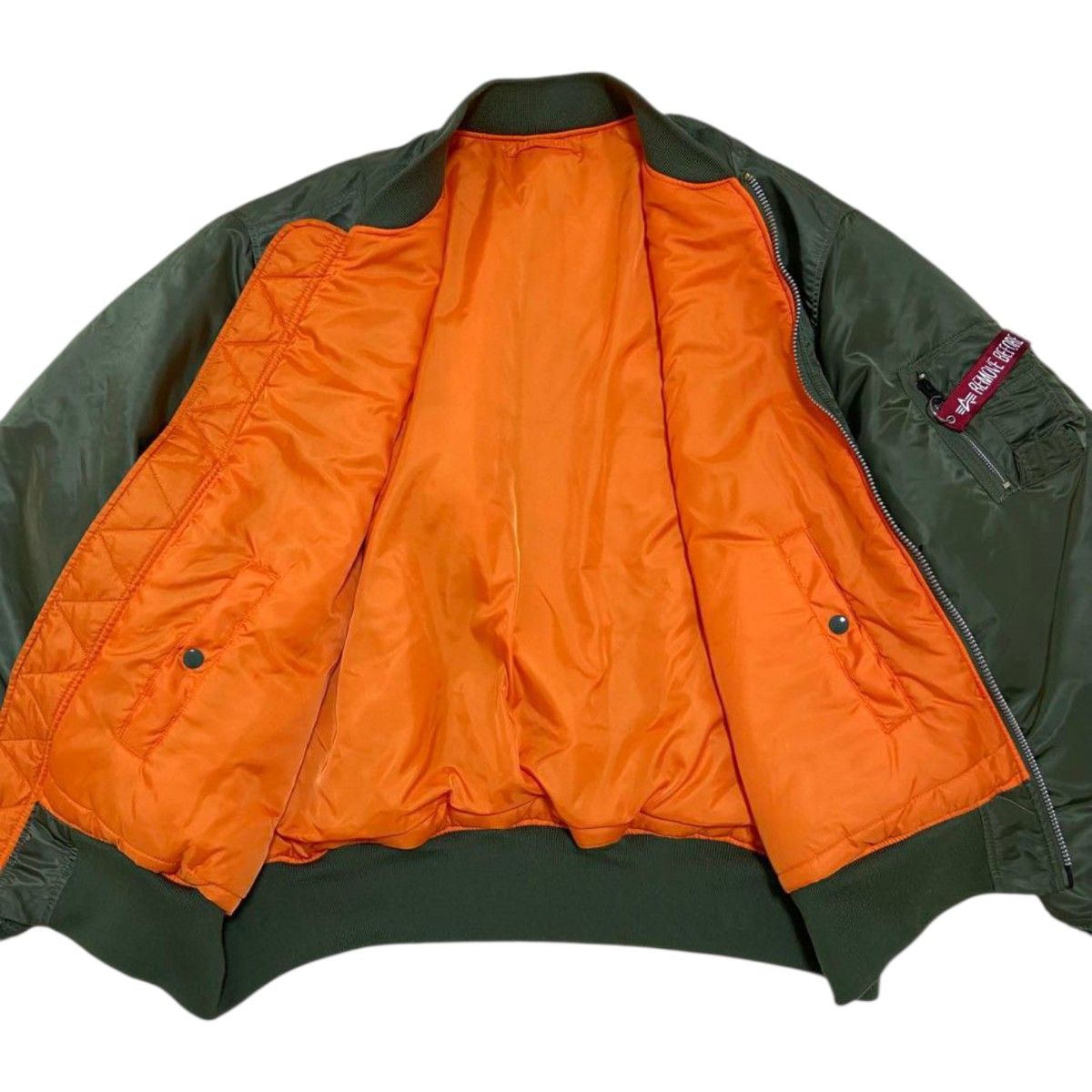 ALPHA INDUSTRIES アルファインダストリーズ MA-1 MA1 EDWIN フライト