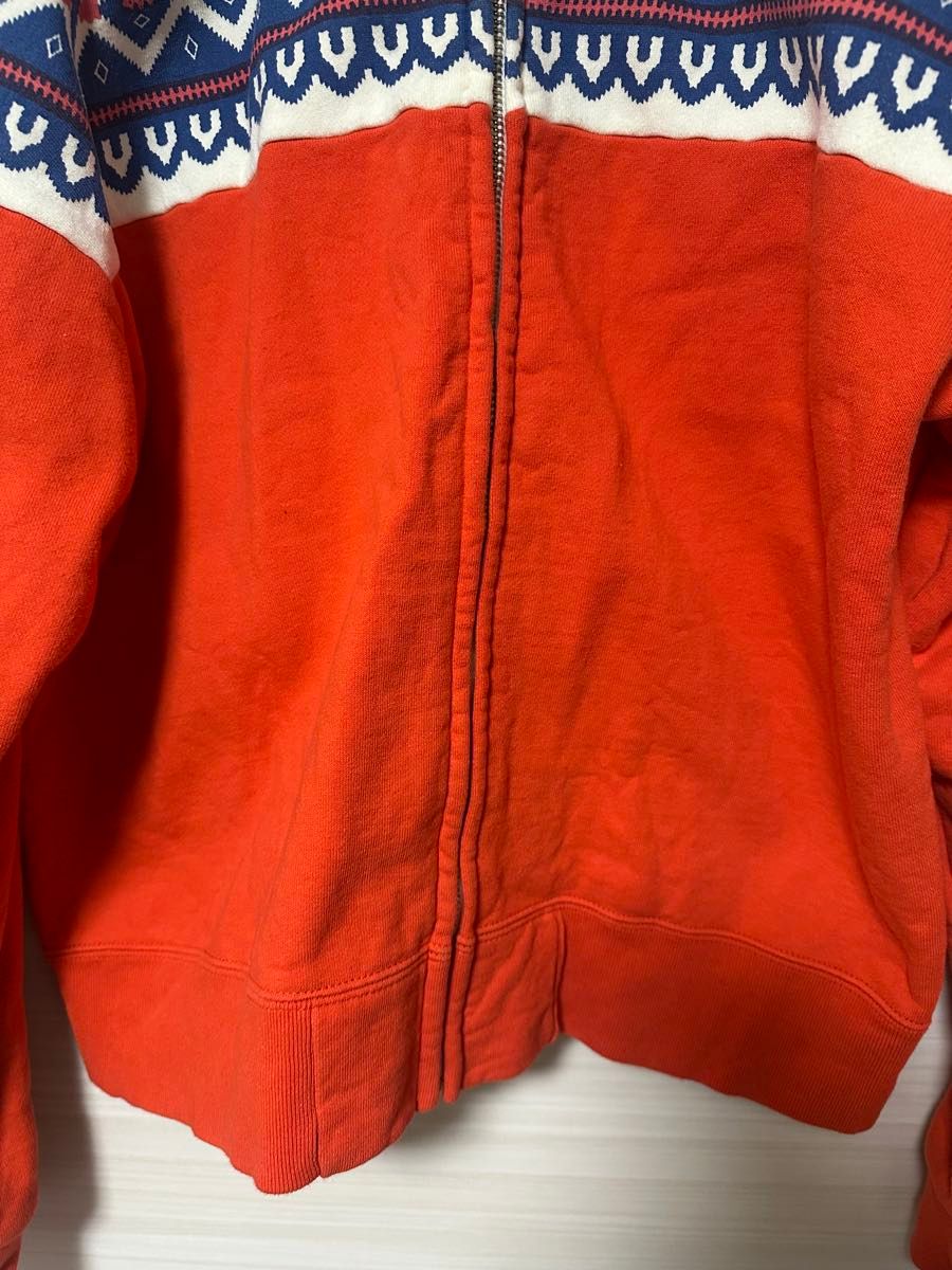 tcb jeans 雪柄スウェット パーカー レッド L フルジップ 雪柄 xx