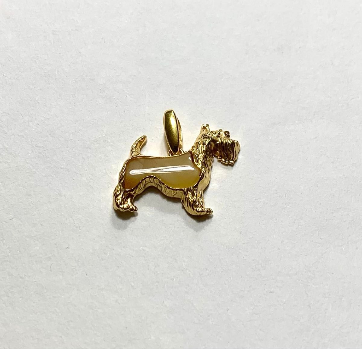 万博 ポーランド 琥珀 犬 ミルキーアンバー ネックレス トップ S&A