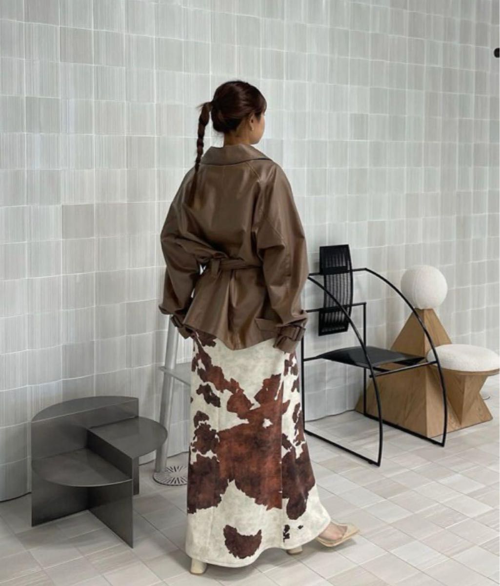 Ameri COW PATTERN SUEDE LIKE SKIRT｜Yahoo!フリマ（旧PayPayフリマ）