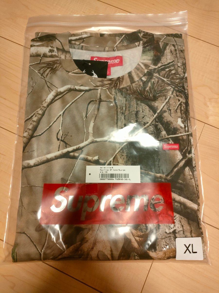 Supreme Small Box L/S Tee 