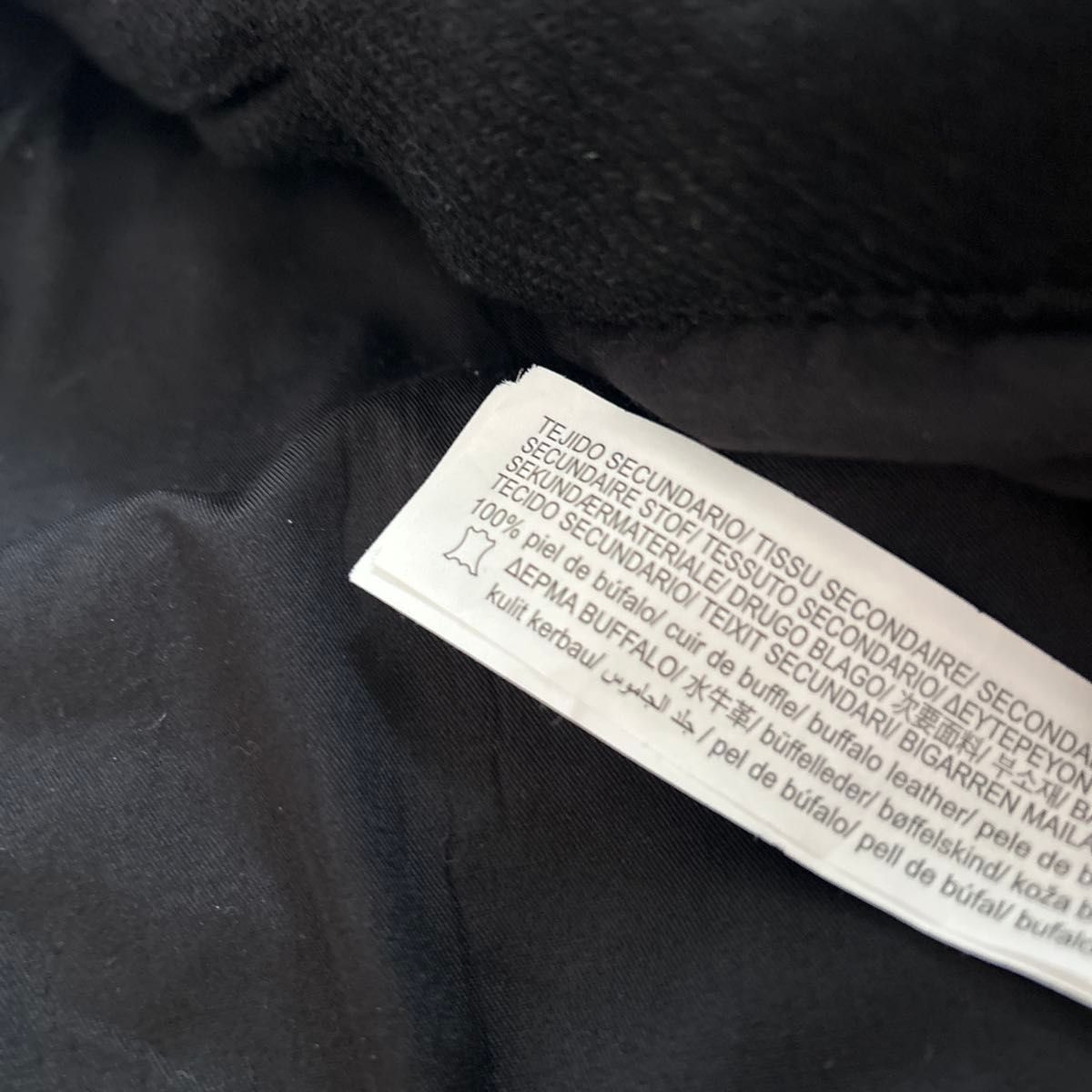 セール ZARA スタジャン 水牛革 サイズS-M ワッペン レザー 黒 ウール