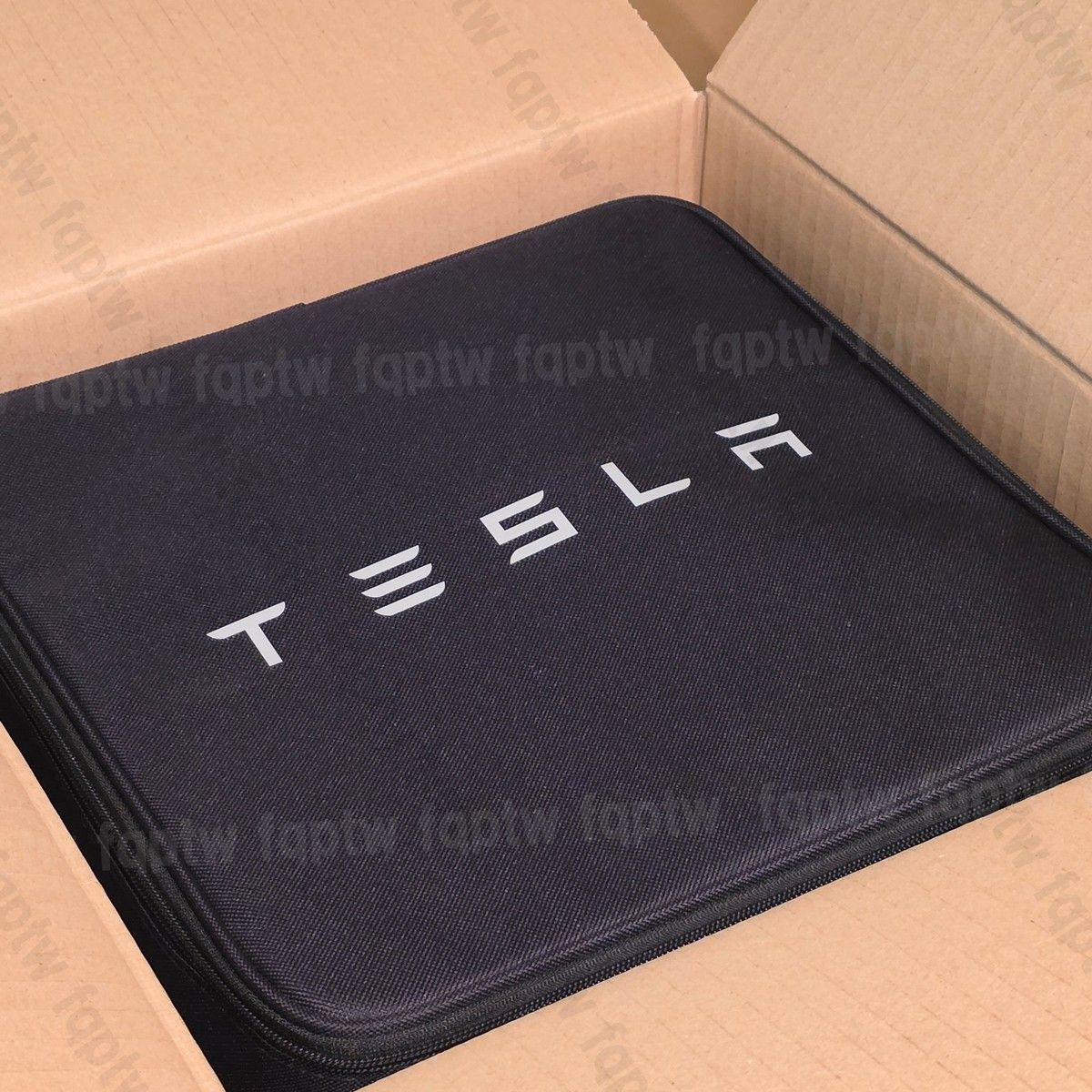 新品・未使用品】純正品 TESLA GEN3 モバイルコネクター セット 最新