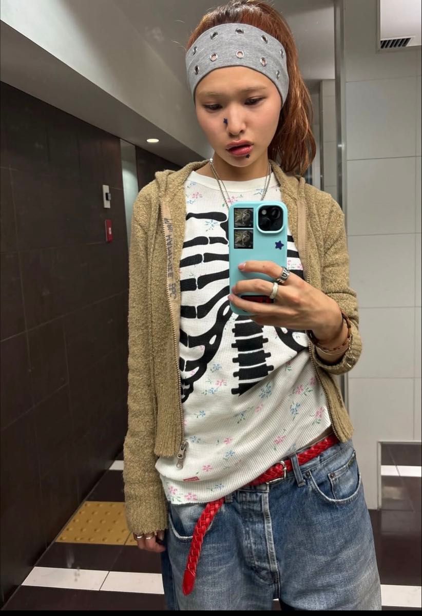 Supreme Hanes Bones Thermal Crew Floral Mサイズ｜Yahoo!フリマ（旧