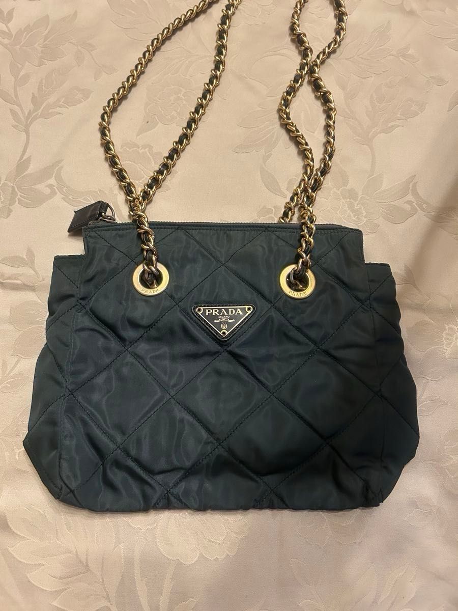 PRADA プラダ ナイロン キルティング チェーンバッグ グリーン 三角