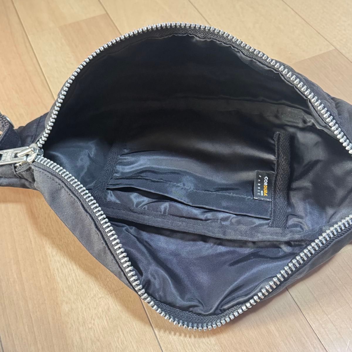 Schott ショット NYLON PADDED BODY BAG パテッドボディバッグ