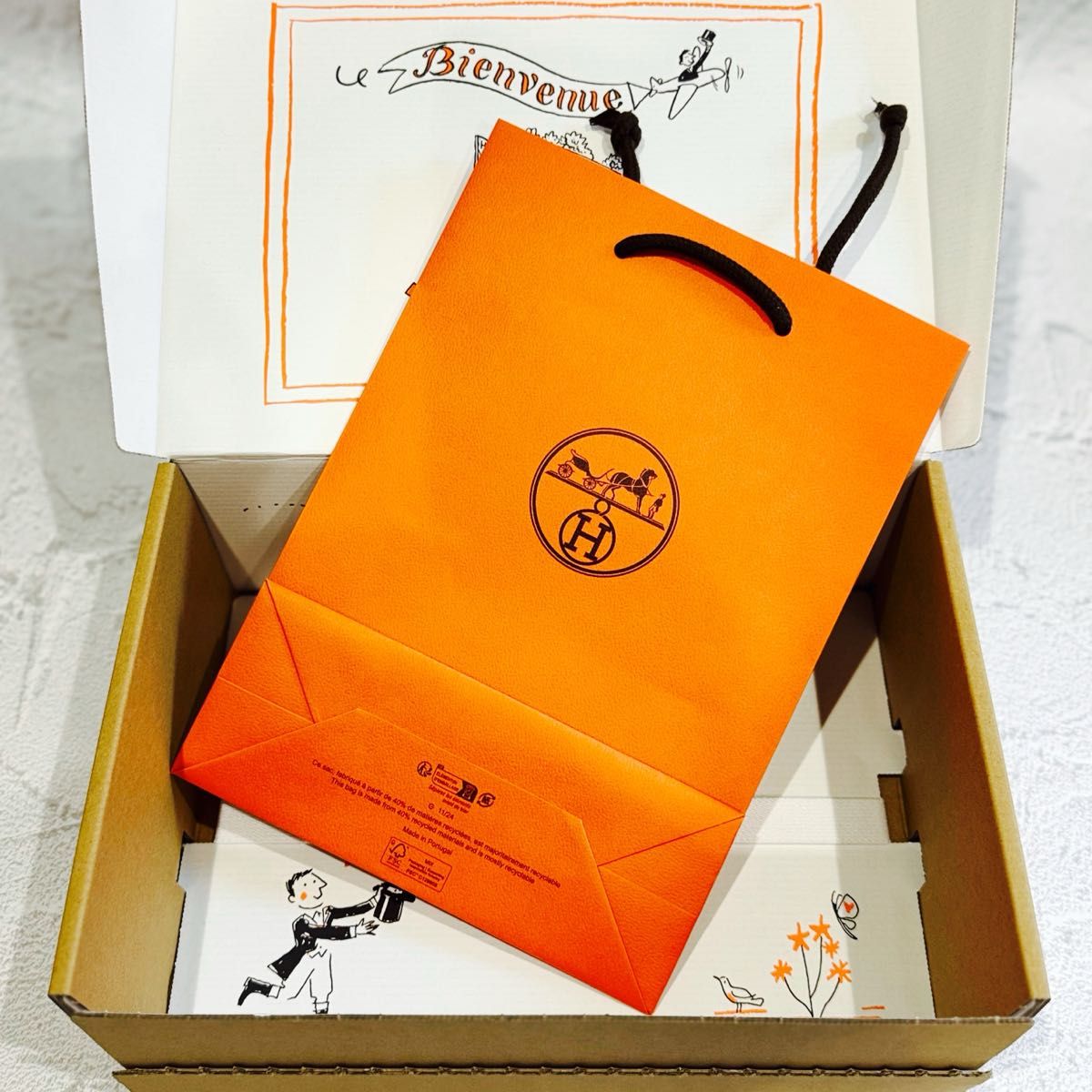 HERMES エルメス ショッパー 紙袋 エルメス梱包箱 オンラインストア