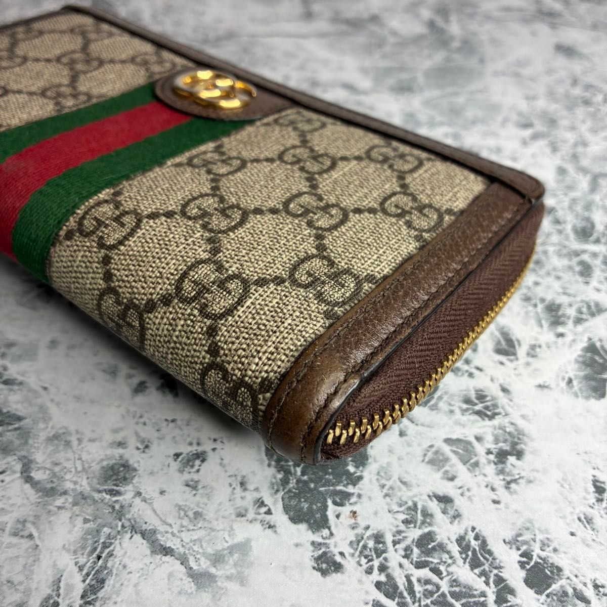 GUCCI グッチ 長財布 ラウンドファスナー GGスプリーム シェリーライン