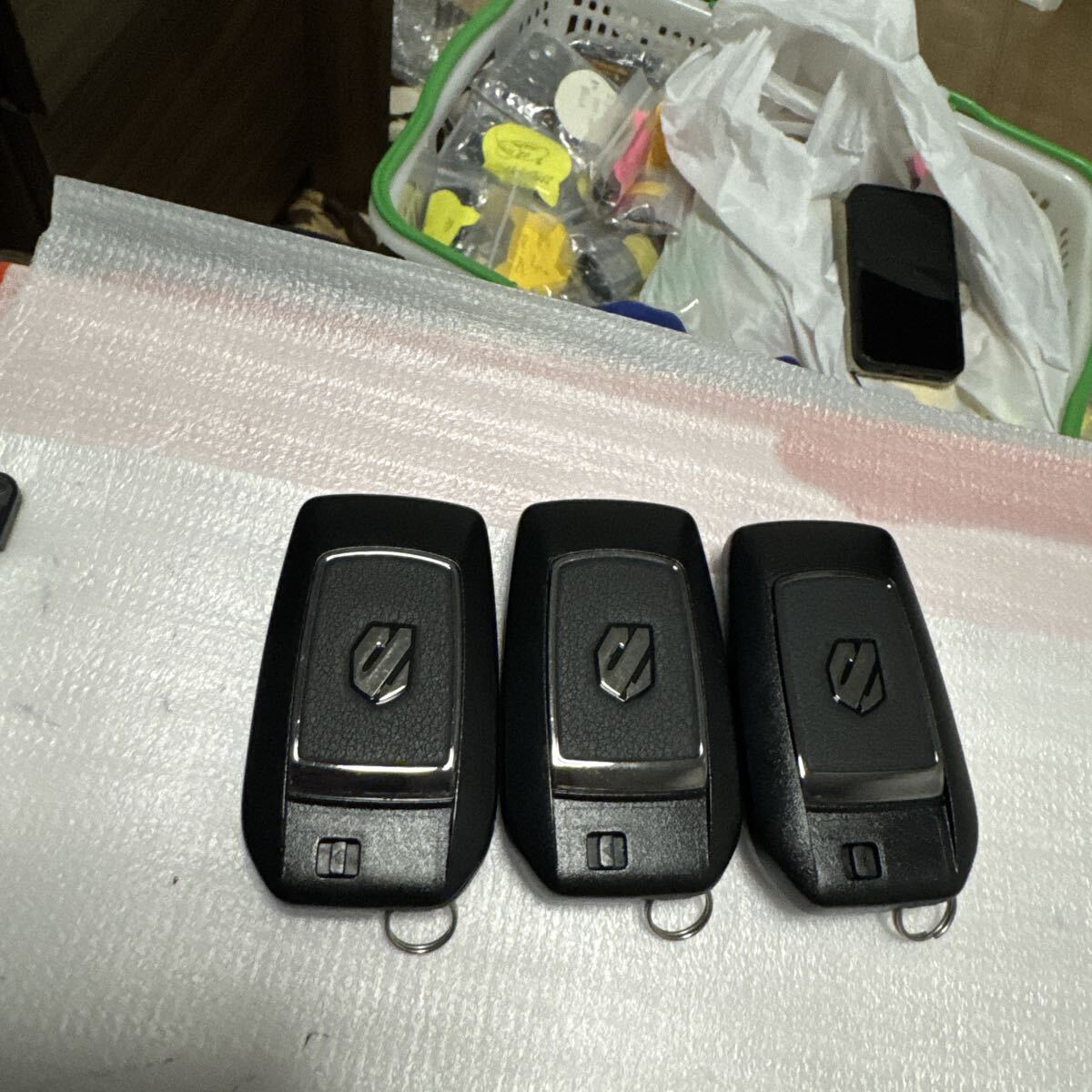 美品他 現行モデル 送料無料 トヨタ アルファード 純正スマートキー
