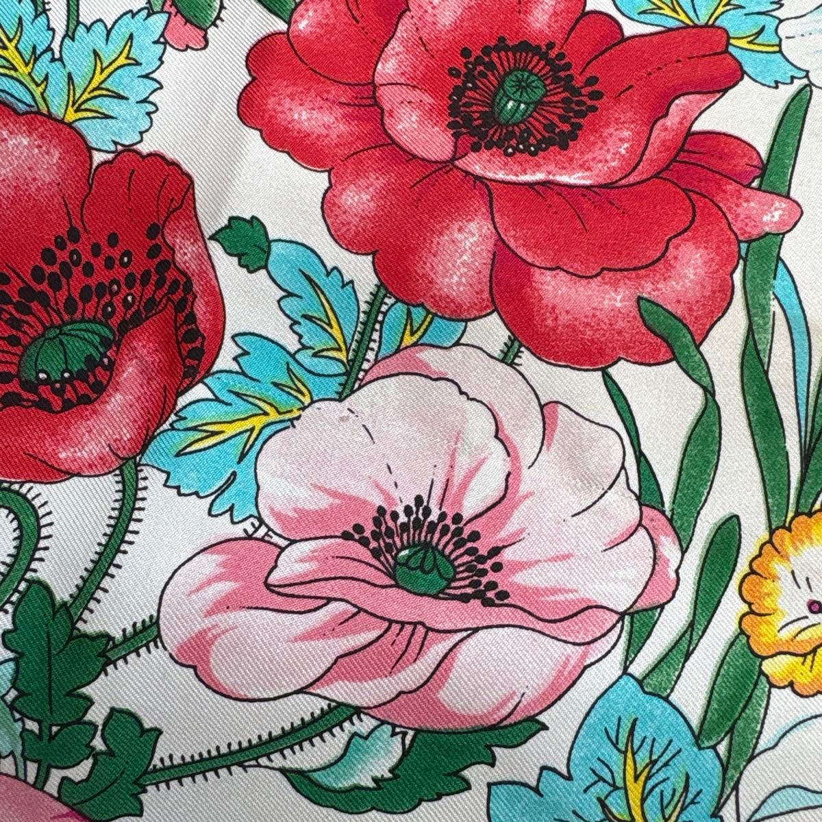 GUCCI グッチ 花柄 フラワー 大判スカーフ スカーフ シルク100｜Yahoo