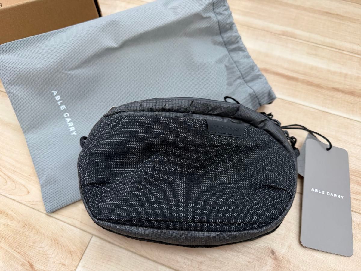 Able Carry Core Sling Mini Ultra Black エーブルキャリー コア