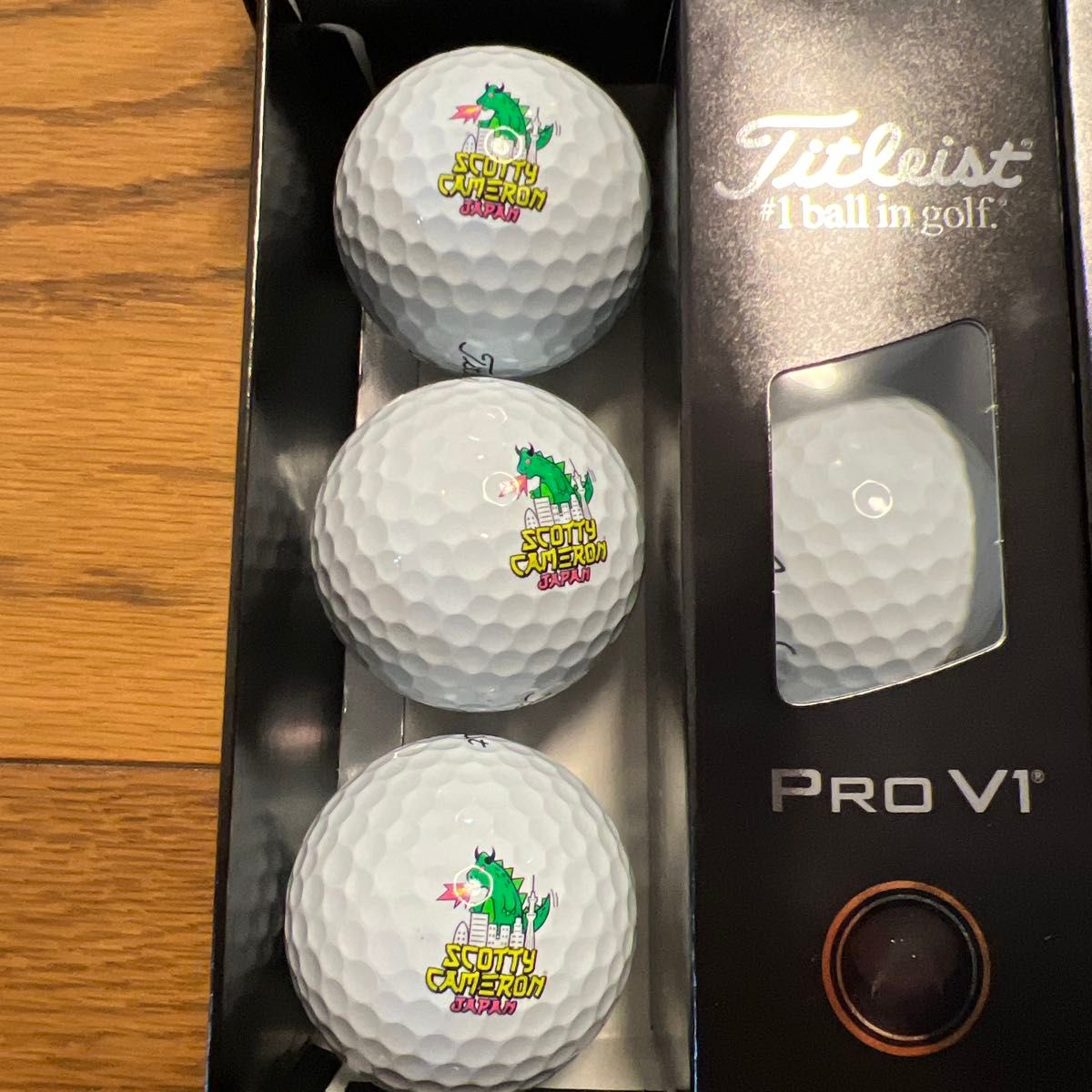 限定 スコッティキャメロン タイトリスト PRO V1 ゴジラ ジャパン