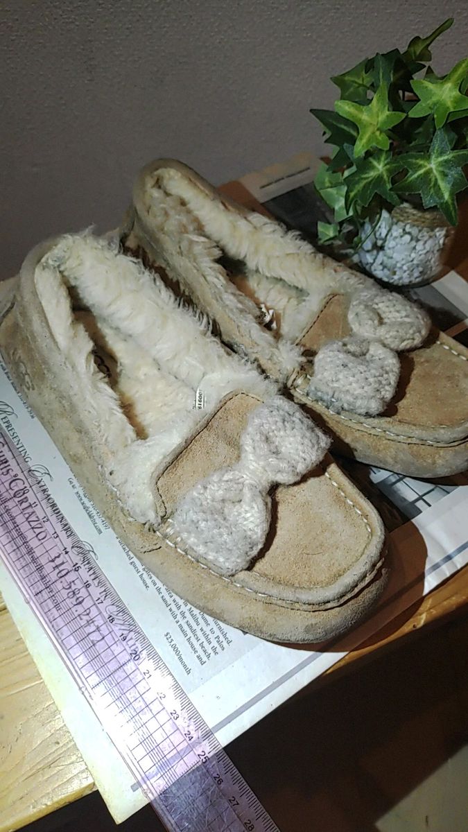 希少 レア UGG アンスレー モカシン ライトハウス24｜Yahoo!フリマ（旧