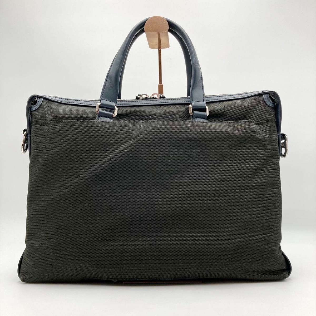 人気定番モデル【極美品・型崩れ少なめ】TUMI トゥミ JARVIS ジャー