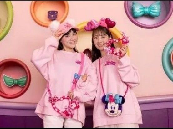 ミニーのファンダーランド トレーナー ディズニーパルパル－ザ ミニー