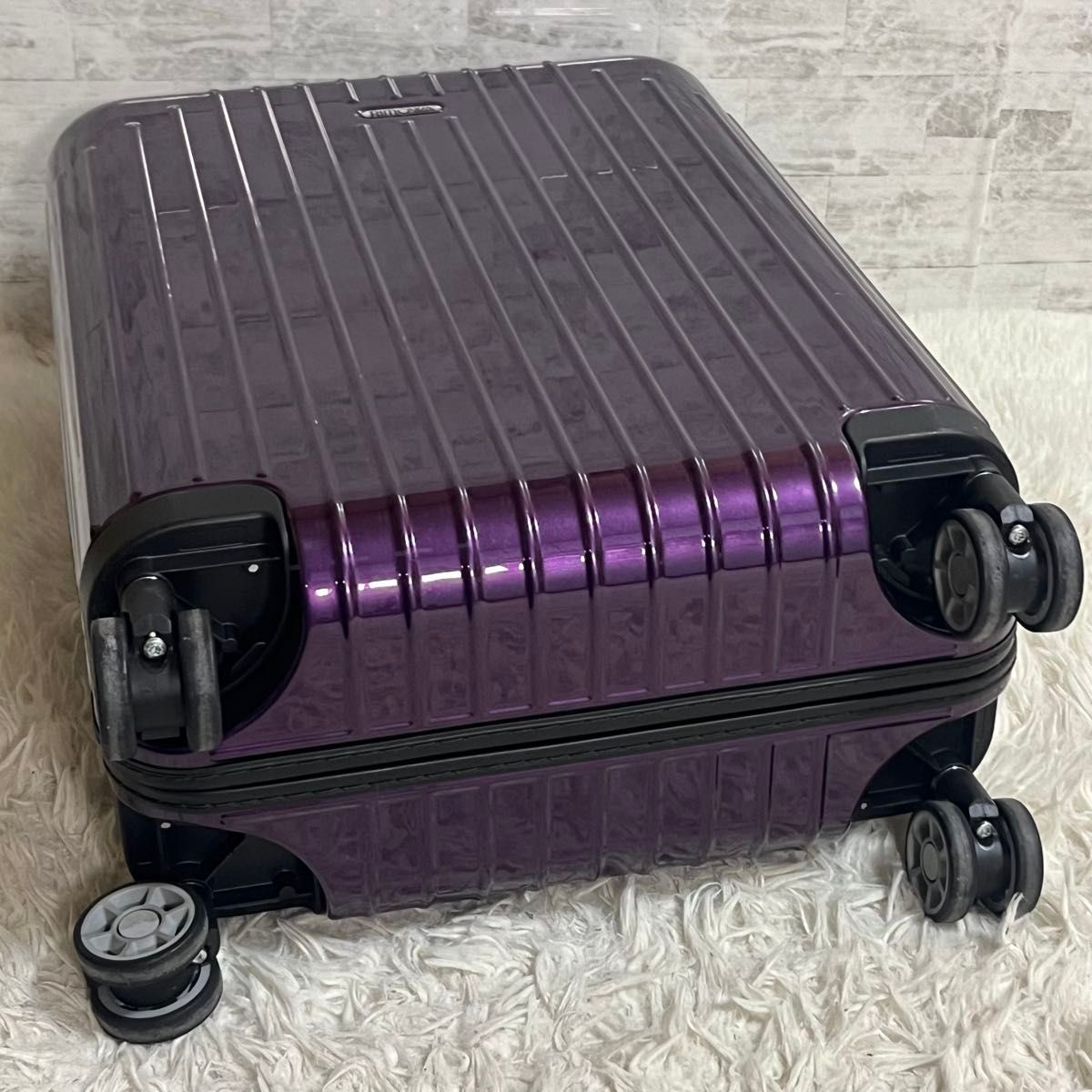 リモワ RIMOWA スーツケース サルサエアー33L 機内持込可 パープル