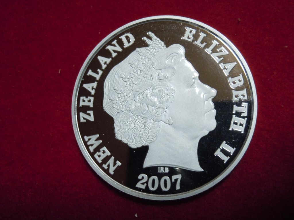 2007年 ニュージーランド1ドル銀貨 プルーフ貨幣セット出し メダル