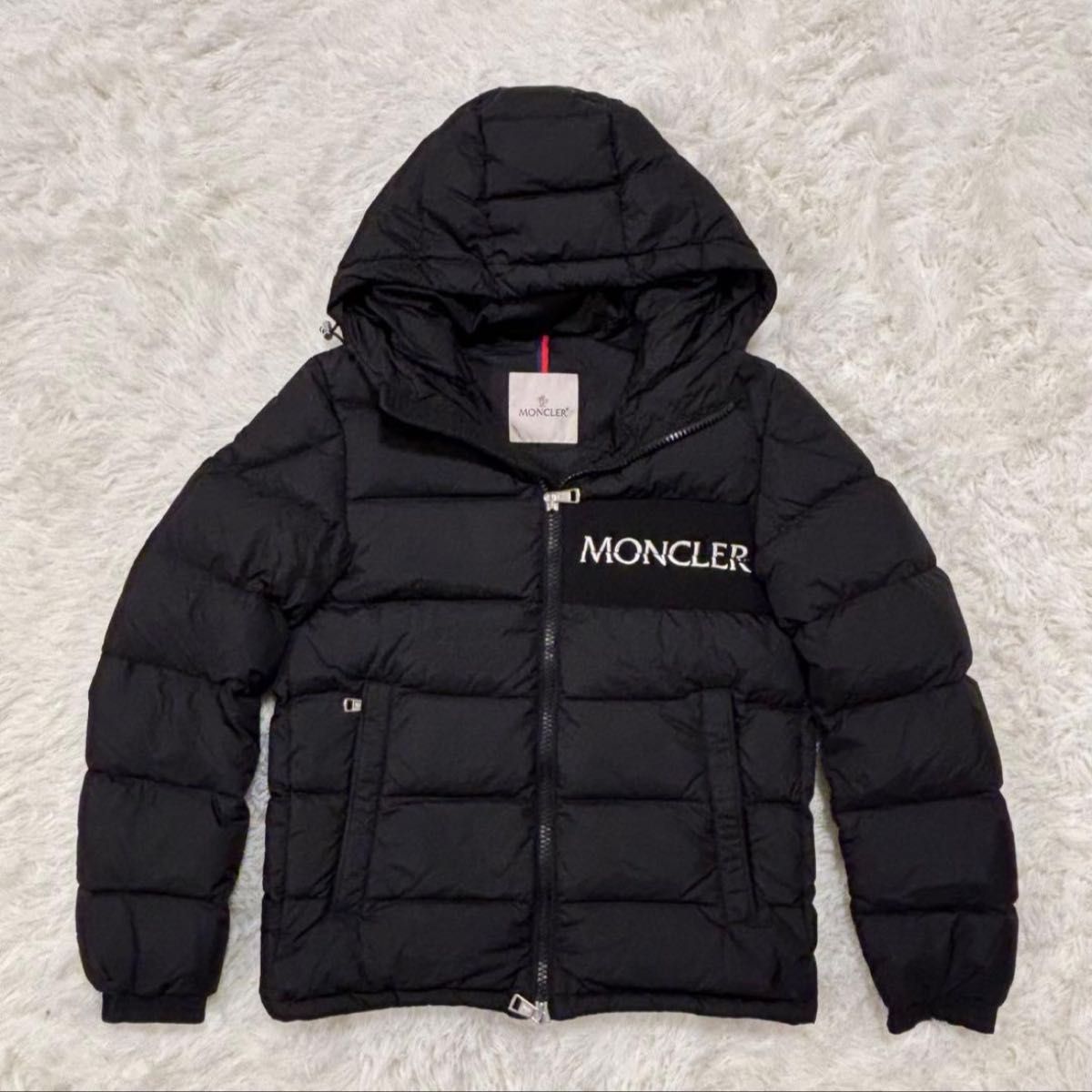 MONCLER ブラック ダウンジャケット S｜Yahoo!フリマ（旧PayPayフリマ）