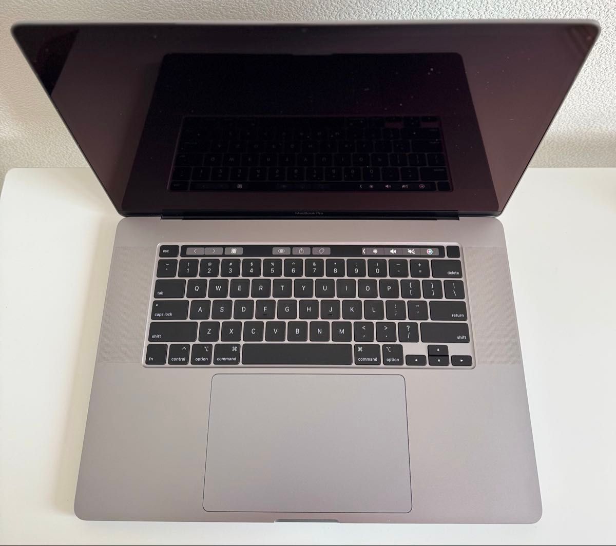 美品 Macbook Pro 2019 16インチ 永年版office｜Yahoo!フリマ（旧