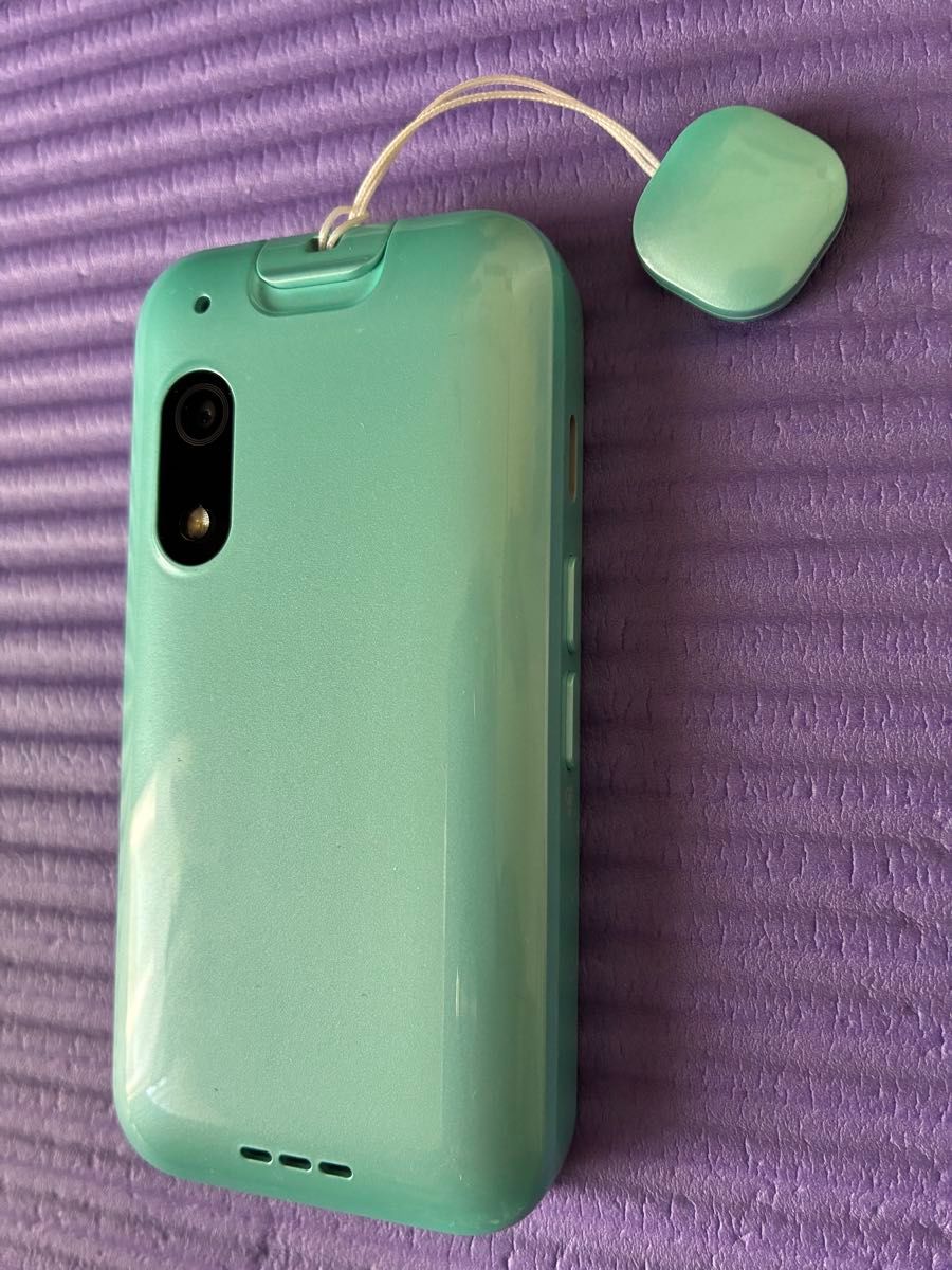 美品 ソフトバンク キッズフォン3 ミント 純正急速充電アダプター