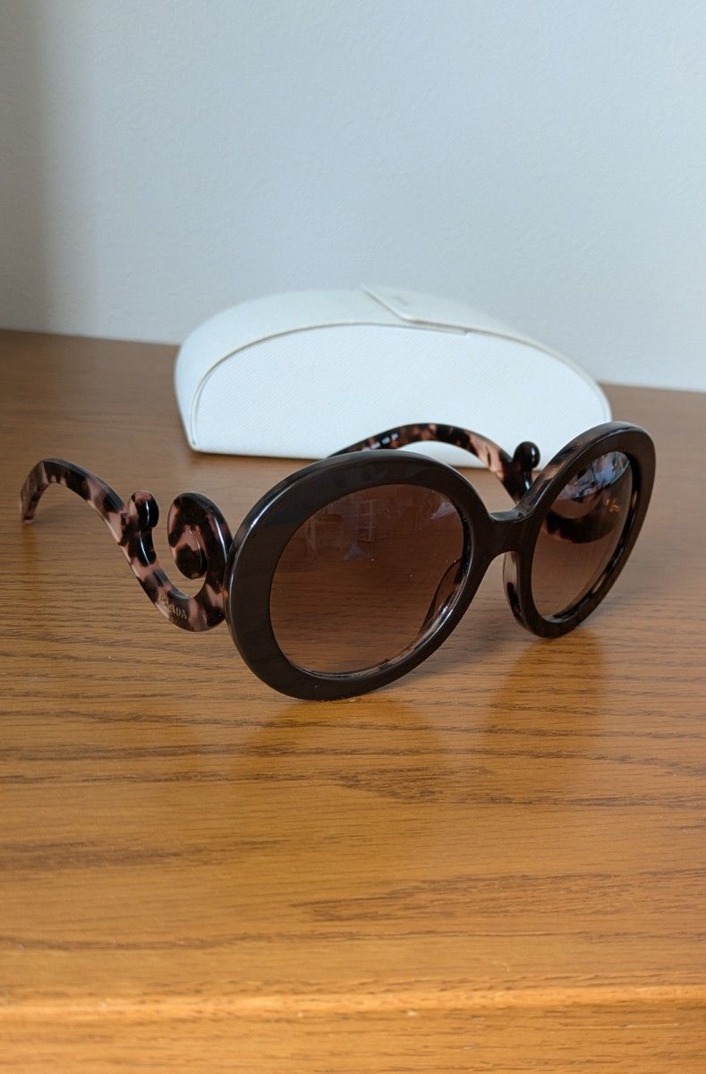 PRADA バロック サングラス 廃盤 べっ甲 HYDE着用モデル｜Yahoo!フリマ