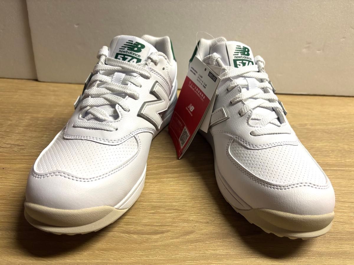 未使用 23cm 2E ニューバランスゴルフシューズ UGS574J3 ホワイト new