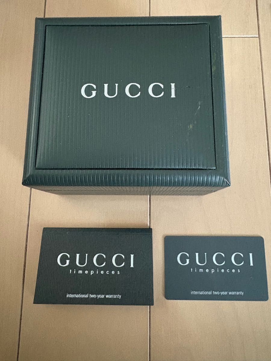 GUCCI チェンジベゼル 6色 シルバー クォーツ 腕時計 レディース 電池