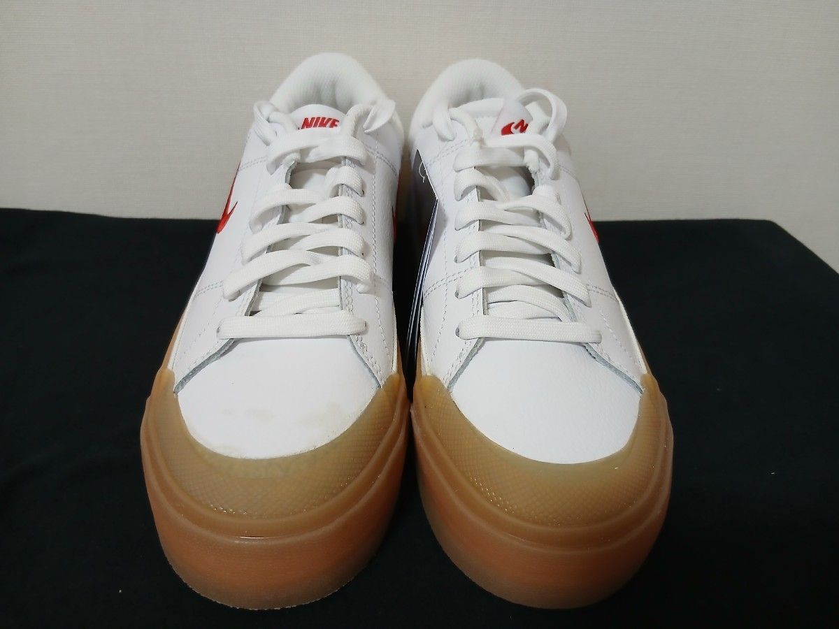 新品23 5cmNIKEナイキCOURT LEGACY LIFT ウィメンズ コートレガシー