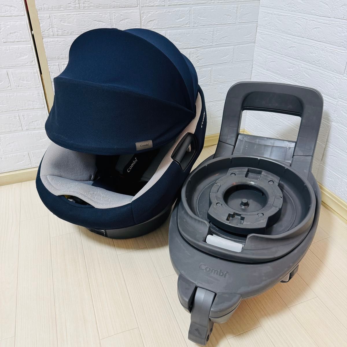 美品】コンビ チャイルドシート THE S ISOFIX エッグショックザエス