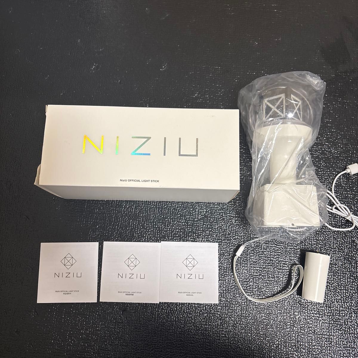NiziU OFFICIAL LIGHT STICK 公式ペンライト｜Yahoo!フリマ（旧PayPay