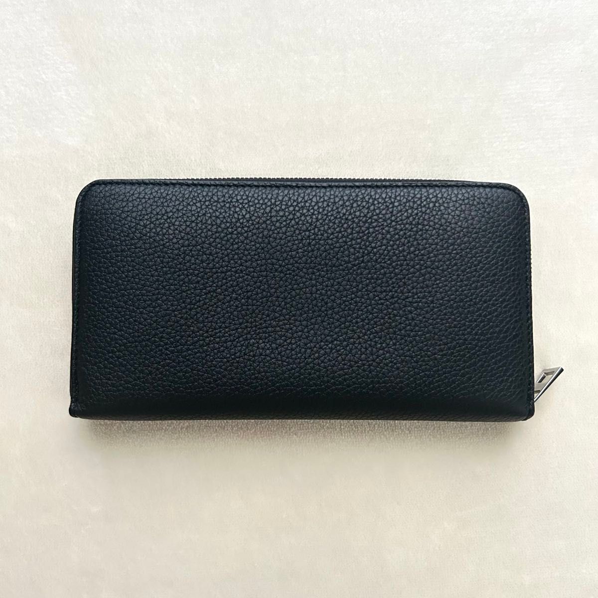 極美品 LOEWE ロエベ 長財布 ラウンドファスナー アナグラム レザー 黒