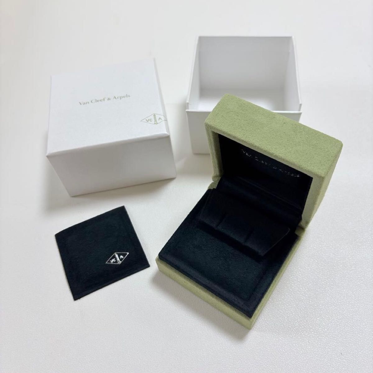 ヴァンクリーフ& アーペル Van cleef & Arpels ヴァンクリ ピアス