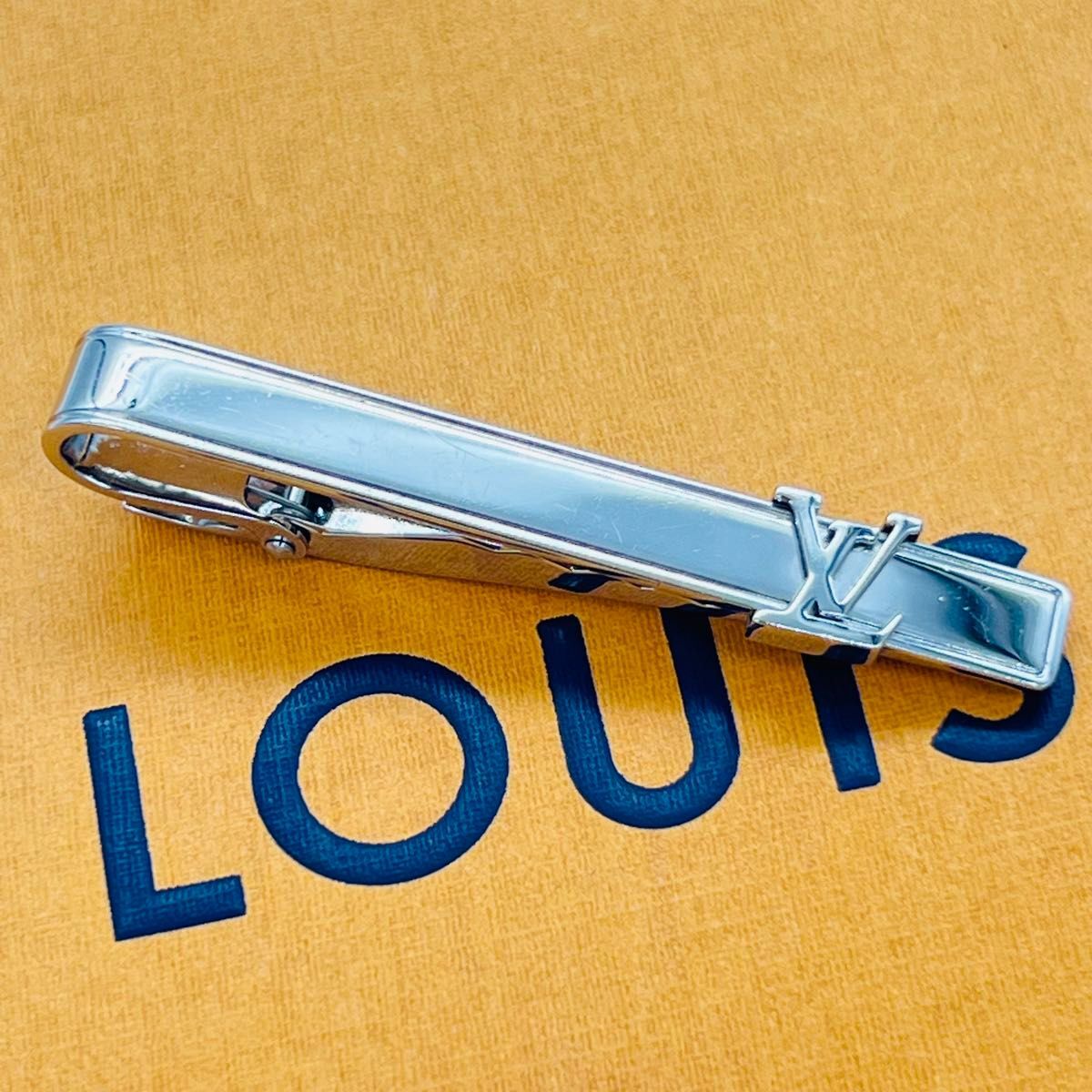 美品 ルイヴィトン LV ネクタイピン シルバー M61981｜Yahoo!フリマ