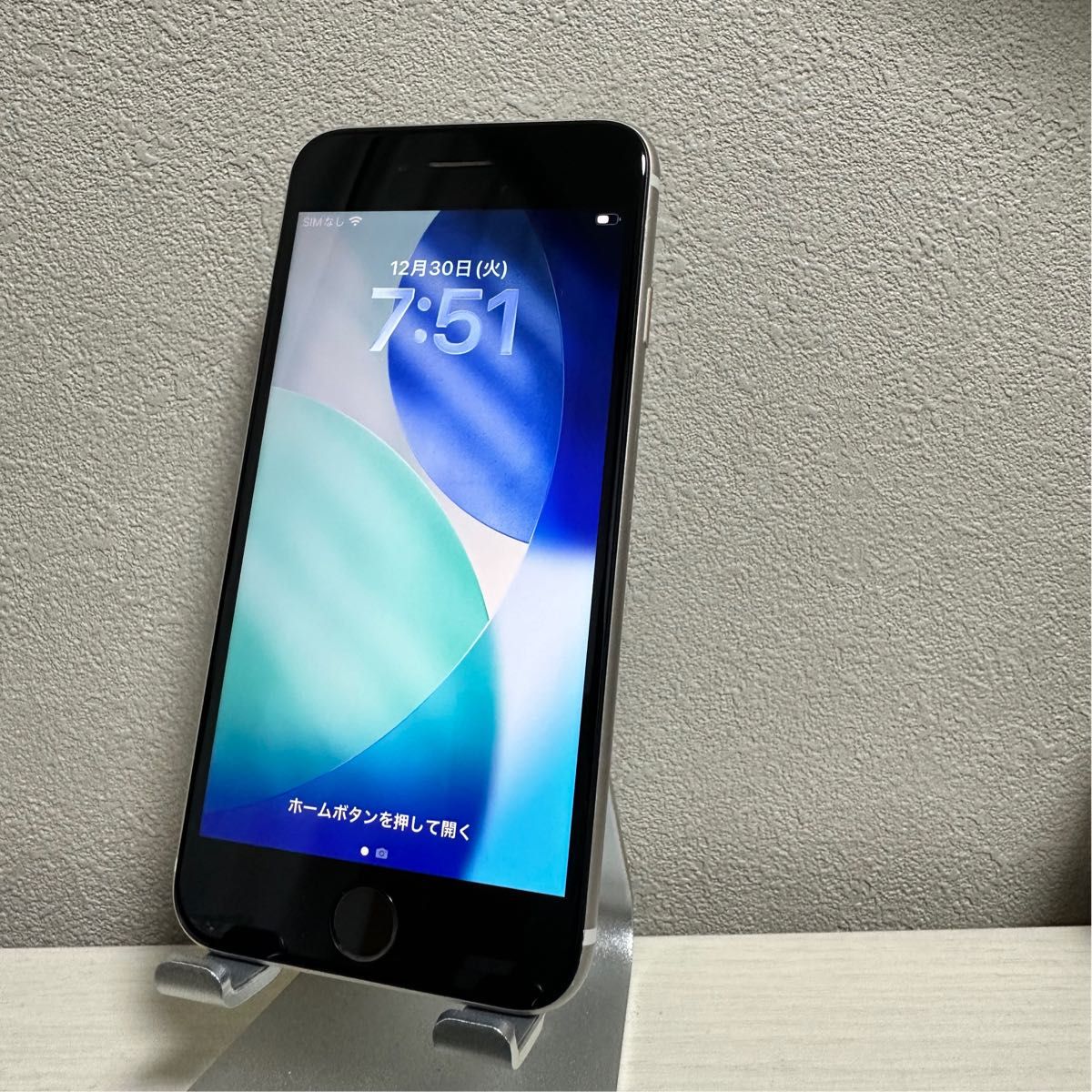 即日配送】極美品 iPhone SE3 第3世代 128GB SIMフリー 純正バッテリー